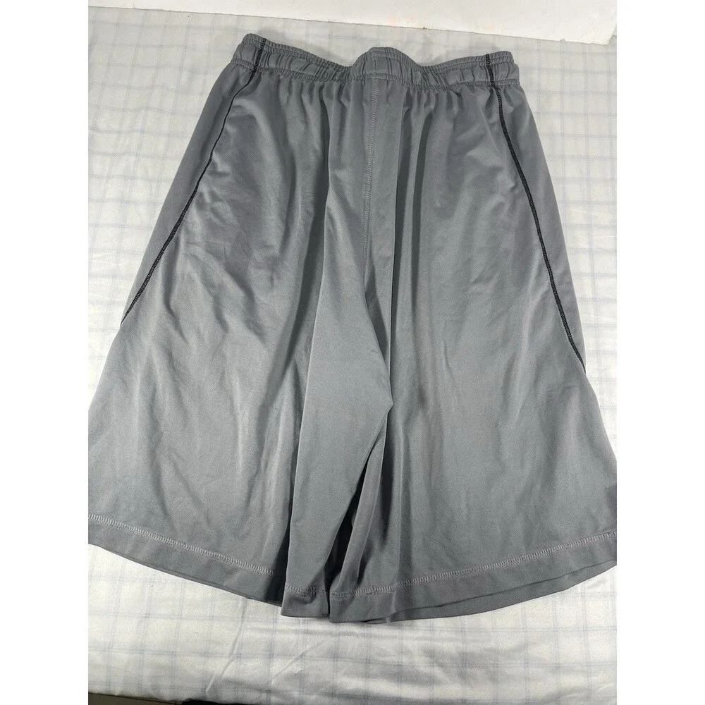 Under Armour Men’s Gray Athletic Basketball Training Shorts Size Small Loose Fit